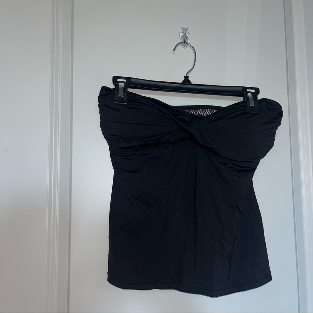 Black Strapless Twist Front Top